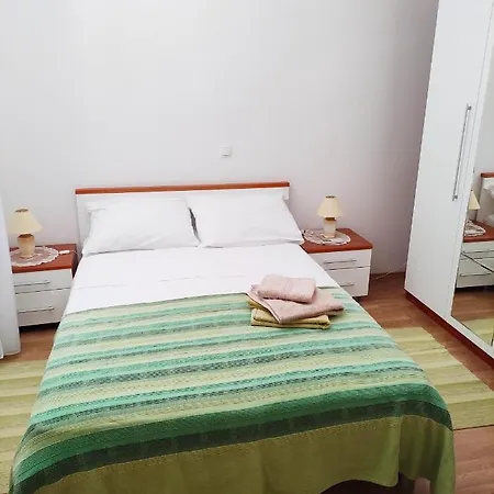 Apartment Marica Stomorska